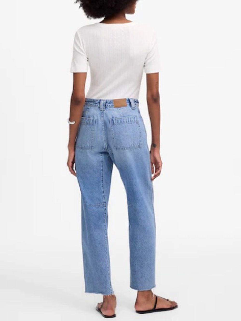 Madewell the Darted Barrel Leg Jeans 31 Riverbend Medium Wash Rigid Raw Hems - Picture 4 of 15